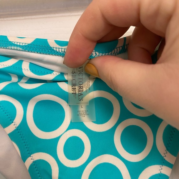 Victoria secret bikini size L - Picture 8 of 9